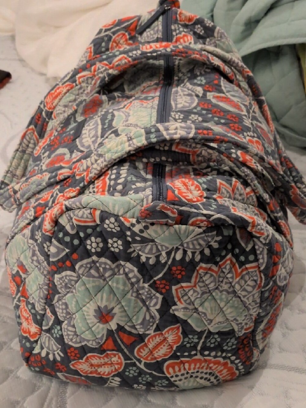 Vera Bradley Quilted Cotton Travel Bag in Nomadic Pattern - EUC - Picture 3 of 12